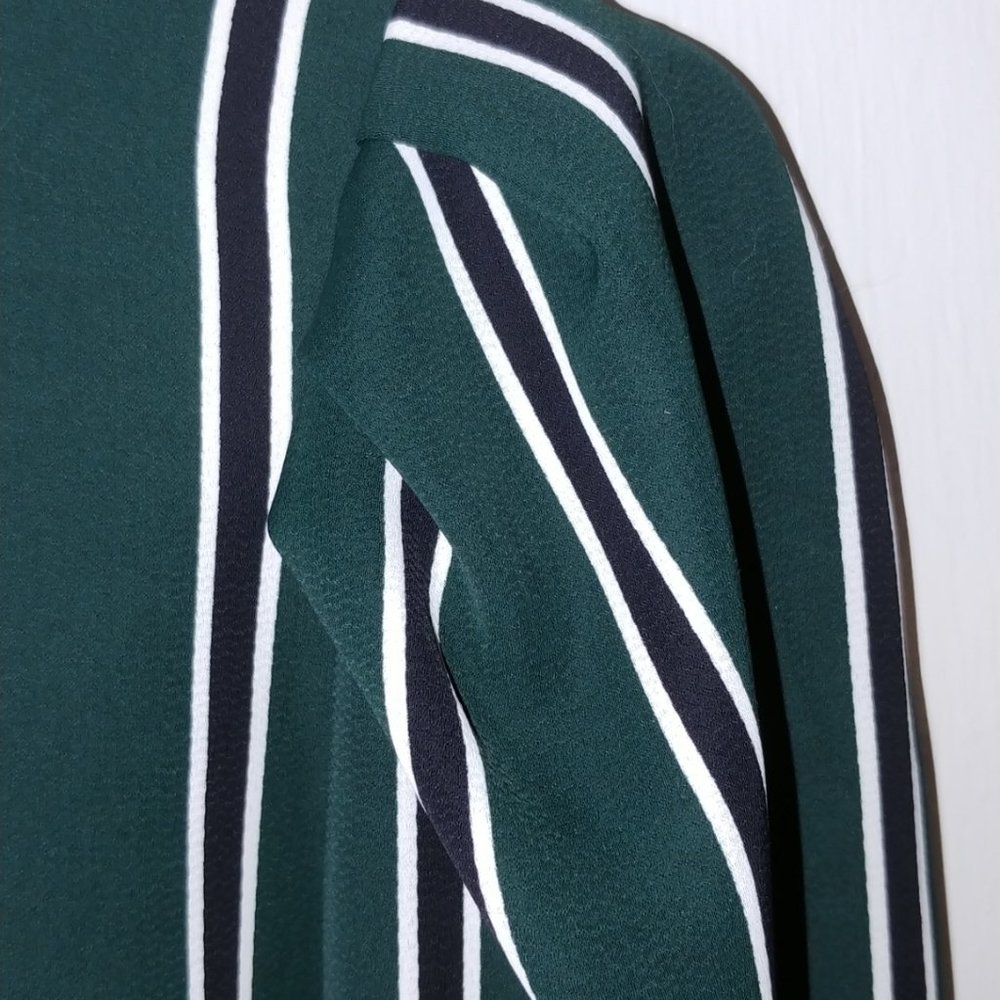 Lucy Paris Long Sleeve Wrap Top SZ M - Picture 14 of 15